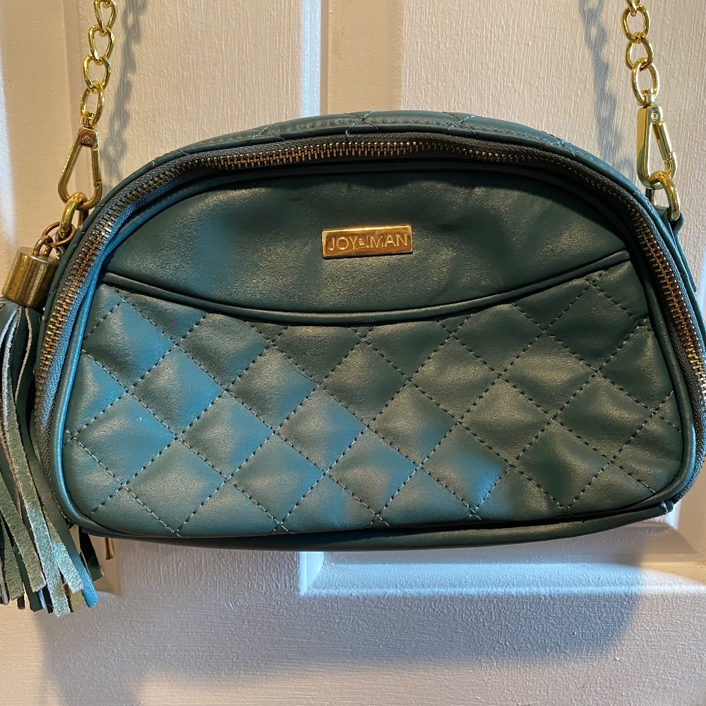 Joy & Iman leather purse